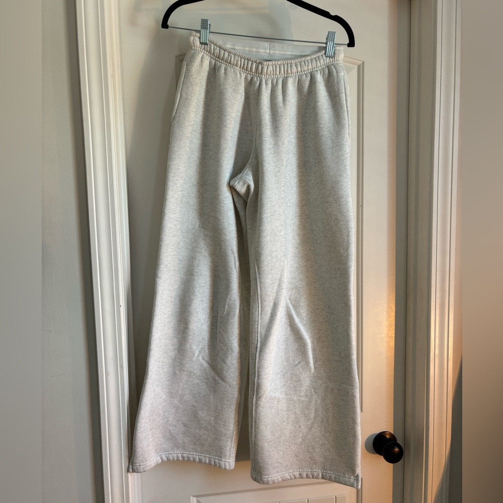Wild Fable Women's High-Rise Wide Leg Sweatpants